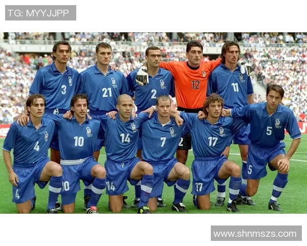 1998年世界杯决赛意大利与法国的经典阵容分析与回顾 1998年世界杯决赛意大利与法国的经典阵容分析与回顾