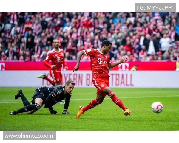 2010年德甲经典对决沙尔克04与拜仁慕尼黑的激烈较量回顾 2010年德甲经典对决沙尔克04与拜仁慕尼黑的激烈较量回顾