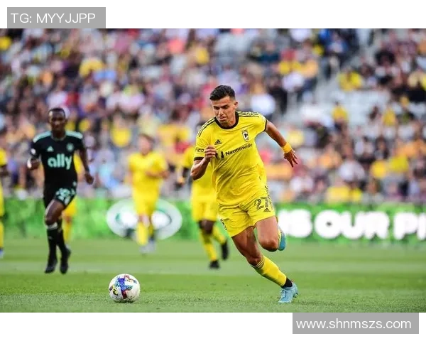 亚特兰大与费城的激烈对决展现足球魅力与战术智慧的巅峰较量 亚特兰大与费城的激烈对决展现足球魅力与战术智慧的巅峰较量